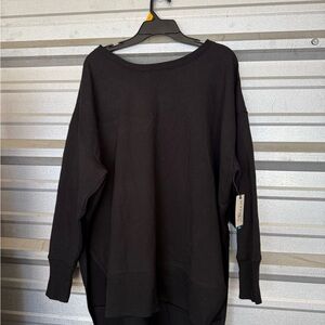 Terra & Sky Elegant Black Scoop Neck Sweater